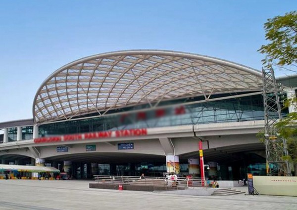 【MAX】與廣州市車站攜手共贏！分類垃圾桶順利交付使用！